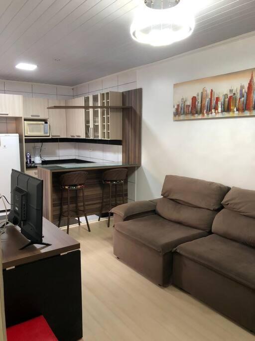 Casa Com Ar Cond. Em Todos Os Comodos Mobiliada Cascavel (Parana)
