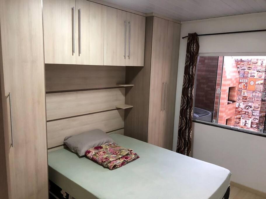 Casa Com Ar Cond. Em Todos Os Comodos Mobiliada * Cascavel (Parana)