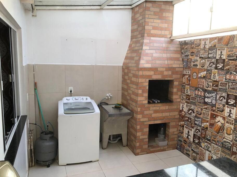 Casa Com Ar Cond. Em Todos Os Comodos Mobiliada *